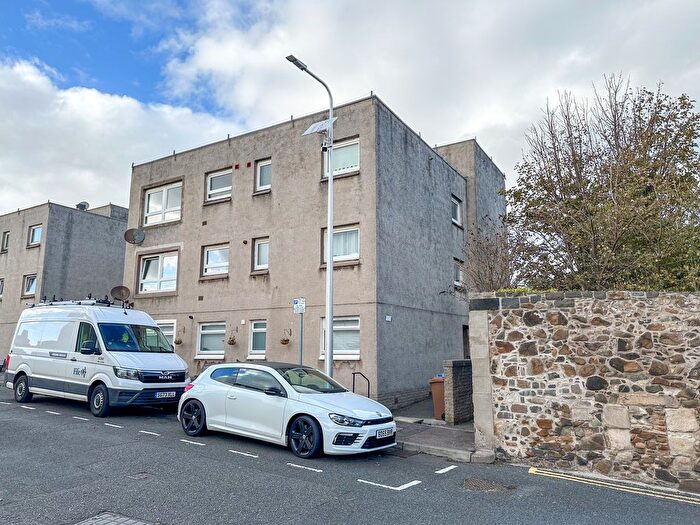 2 Bedroom Flat For Sale In West Leven Street, Burntisland, KY3