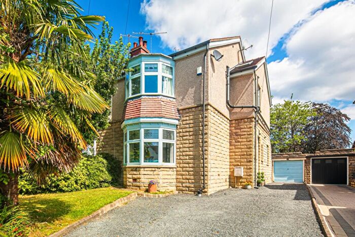 4 Bedroom Semi Detached House For Sale In Furniss Avenue, Dore, S17