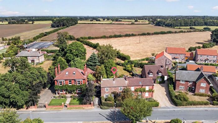 4 Bedroom Semi Detached House For Sale In Main Street, Skipwith, YO8