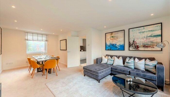 2 Bedroom Flat To Rent In Fulham Road, Chelsea, London, SW3