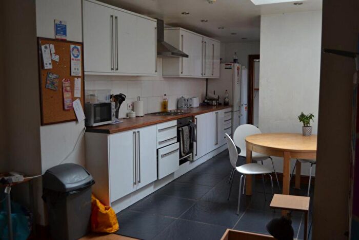 5 Bedroom House To Rent In Totnes Grove, B29
