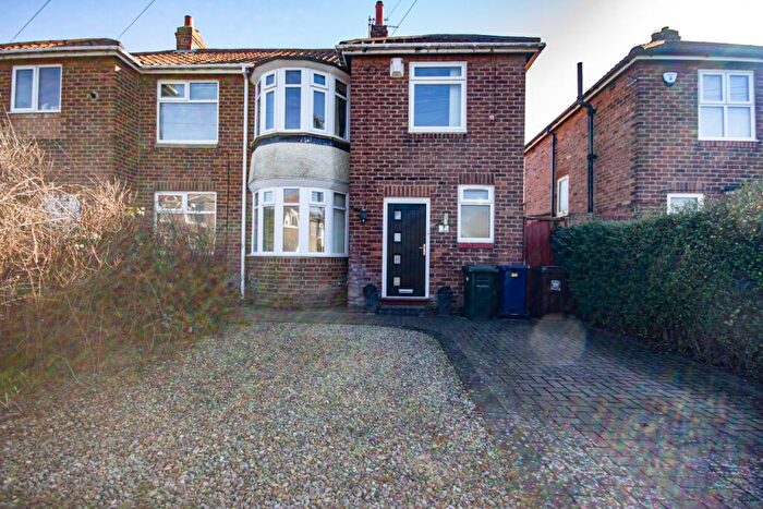 3 Bedroom Semi Detached House For Sale In Heathwell Road, Newcastle Upon Tyne, Tyne And Wear, NE15