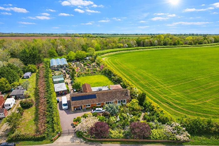 3 Bedroom Detached Bungalow For Sale In Archers Lane, Algarkirk, Boston, PE20