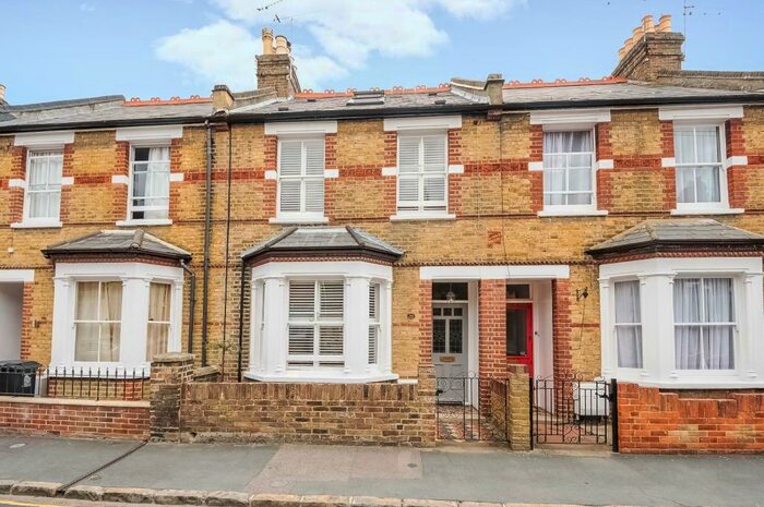 4 Bedroom Terraced House To Rent In Temple Road Windsor Berkshire, SL4