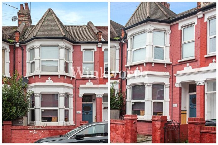 2 Bedroom Flat For Sale In Westbury Avenue, London, N22