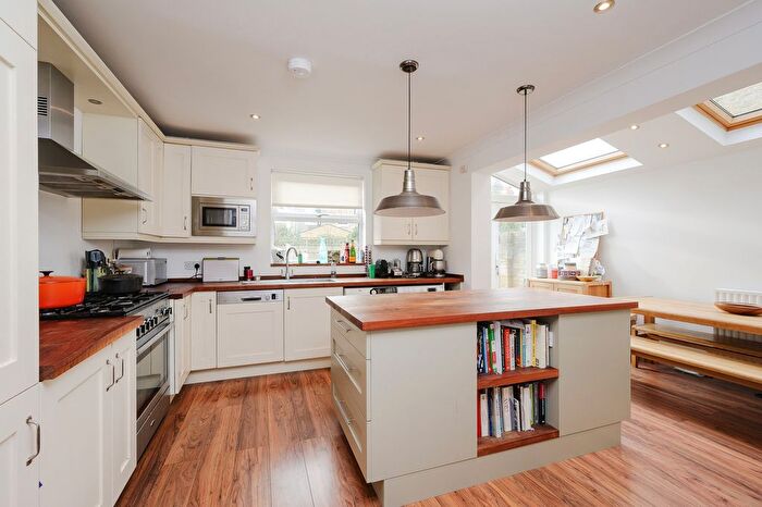 4 Bedroom Terraced House To Rent In Bushwood Road, Kew, TW9