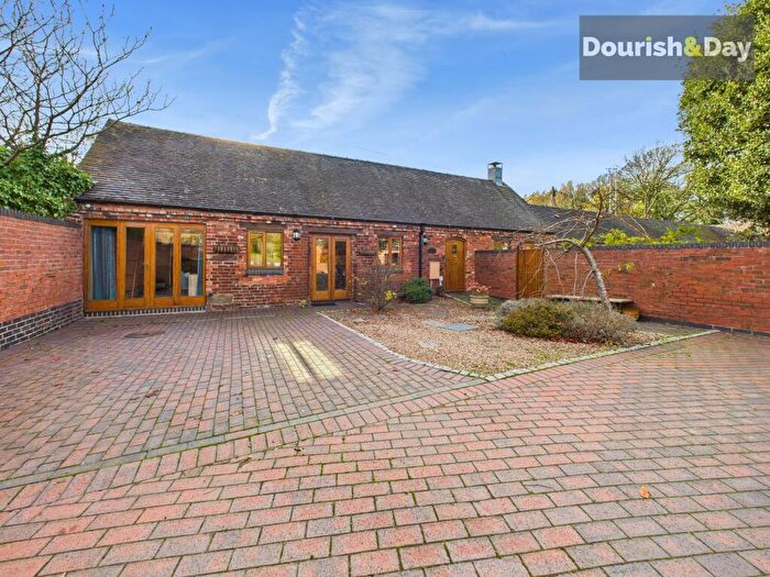 3 Bedroom Barn Conversion For Sale In Pillaton, Penkridge, ST19