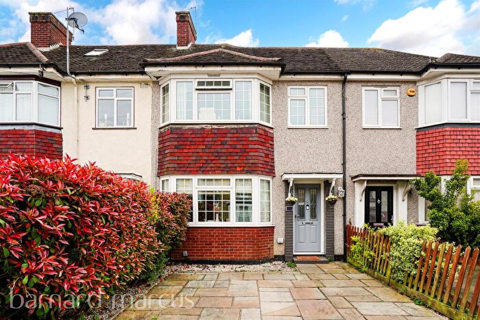 3 Bedroom Terraced House For Sale In Idmiston Square, Worcester Park, KT4