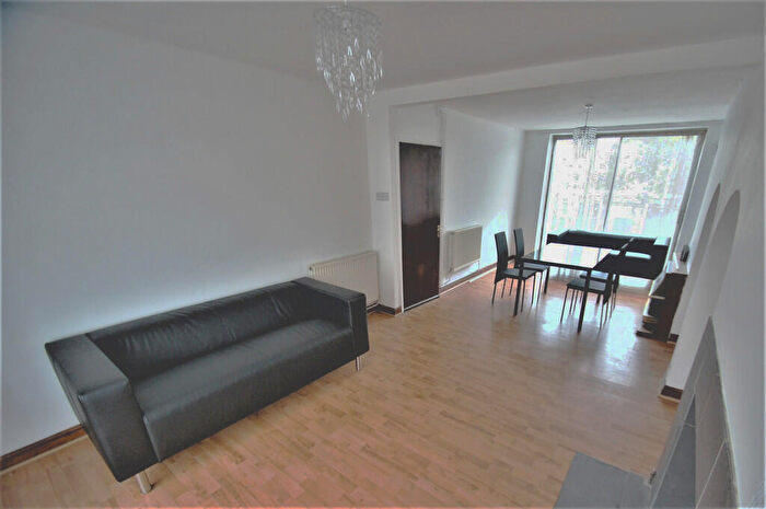 3 Bedroom Terraced House To Rent In Terry Road, Coventry, CV1