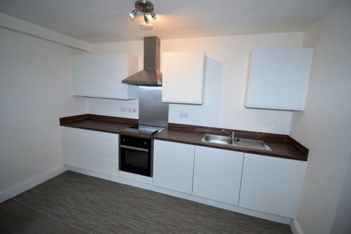 1 Bedroom Apartment To Rent In Norman House - Student - -, DE1
