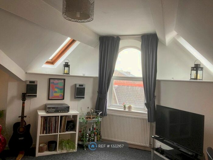 1 Bedroom Flat To Rent In Waterloo, Liverpool L22