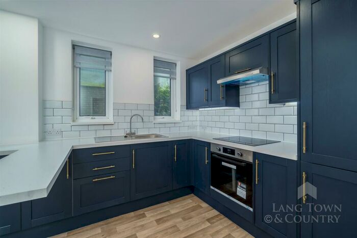 2 Bedroom Apartment To Rent In Stillman Street, The Barbican, Plymouth, PL4