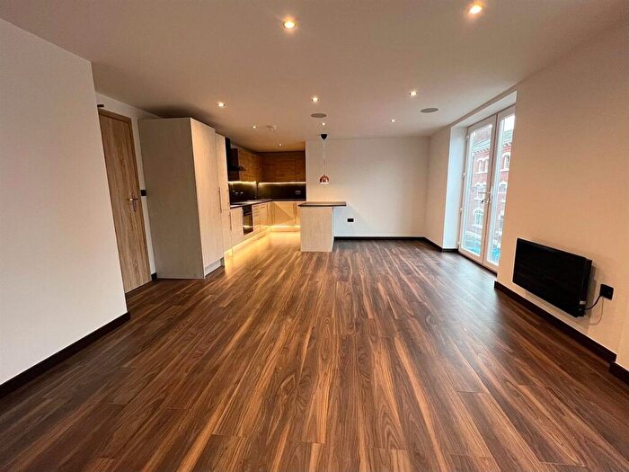 2 Bedroom Apartment To Rent In Cooper House, Silvester Street, Hull, HU1