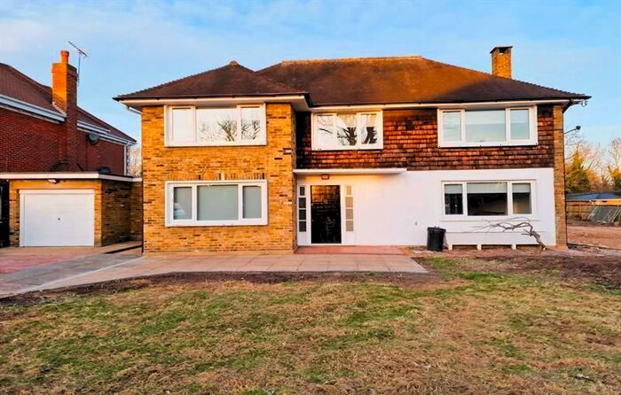 4 Bedroom Detached House To Rent In Nelmes Way, Hornchurch, RM11