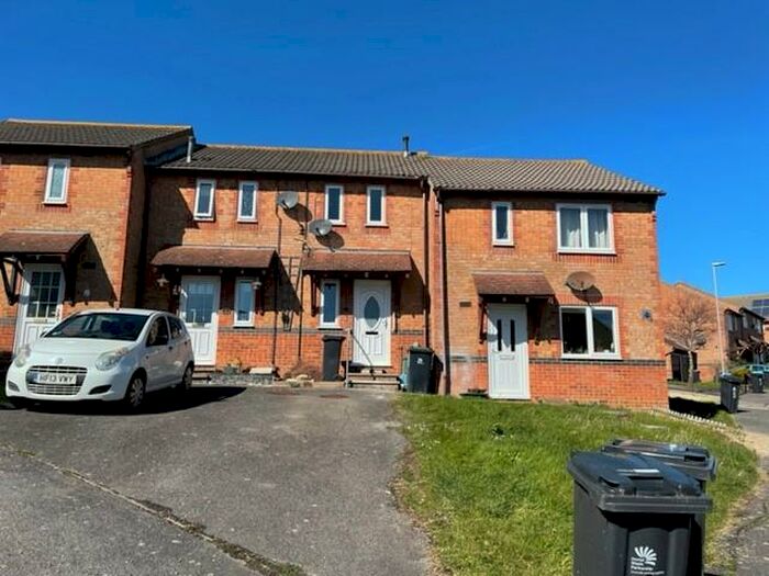 1 Bedroom House To Rent In Mohune Way - Chickerell, DT3