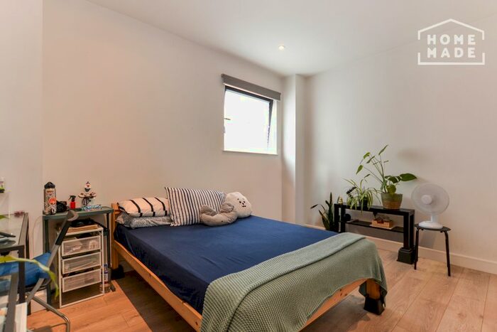 Studio To Rent In Venture Lofts, High Street, Surrey, CR8