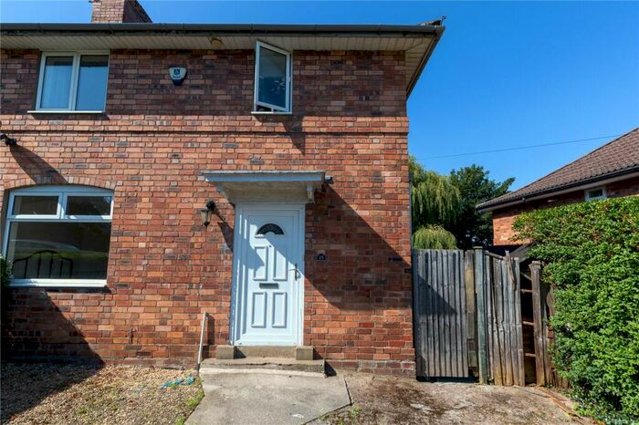 4 Bedroom Semi-Detached House To Rent In Summerleaze, Hillfields, Bristol, BS16