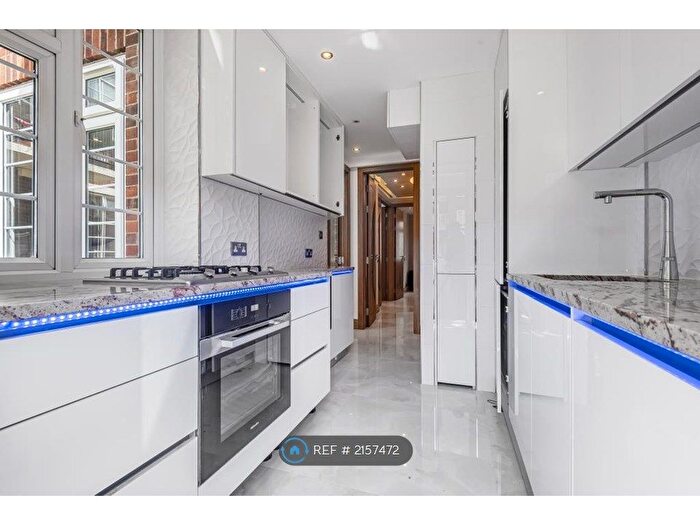 2 Bedroom Flat To Rent In Townshend Court, London, NW8