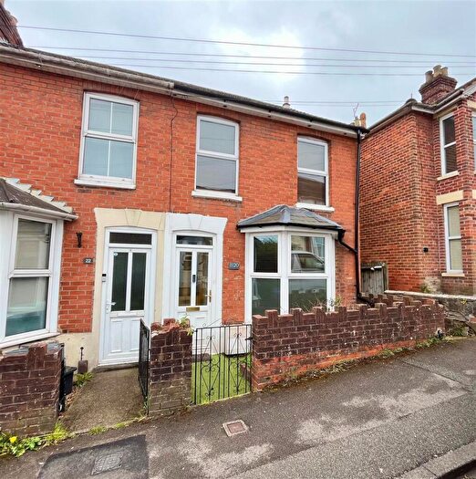 3 Bedroom End Of Terrace House For Sale In Ashley Road, Salisbury, SP2