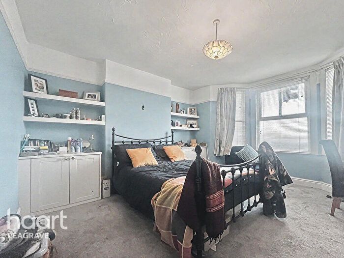 1 Bedroom Maisonette For Sale In High Street, Luton, LU4