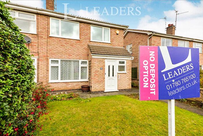 3 Bedroom Semi-Detached House To Rent In Melrose Close, Stamford, PE9