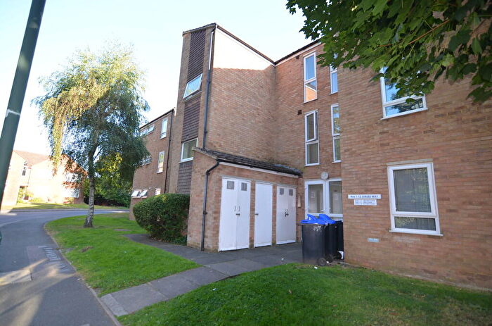 2 Bedroom Flat To Rent In Jubilee Way, Sidcup, DA14