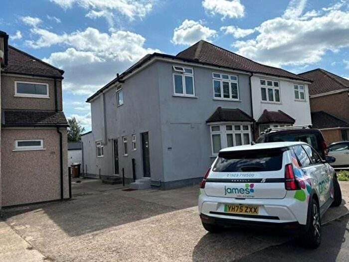 3 Bedroom Semi-Detached House To Rent In Watford Road, Croxley Green, Rickmansworth, WD3