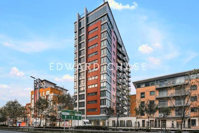 1 Bedroom Property To Rent In Citygate House, Gants Hill IG2