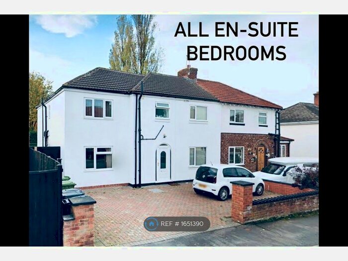 7 Bedroom Semi-Detached House To Rent In Lee Road, Leamington Spa, CV31