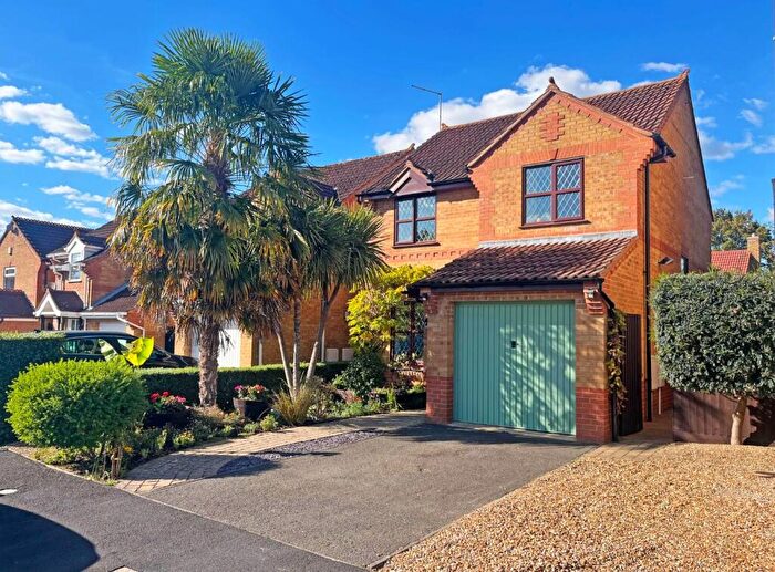 3 Bedroom Detached House For Sale In Caldervale, Orton Longueville, Peterborough, PE2