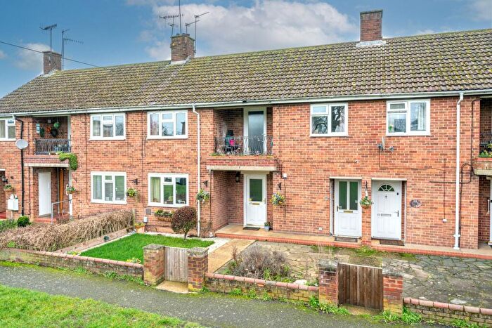 2 Bedroom Flat For Sale In Everest Way, Hemel Hempstead, HP2