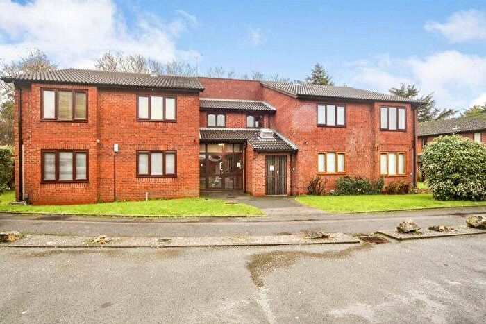 1 Bedroom Flat For Sale In Kendal Grove, Solihull, West Midlands, B92