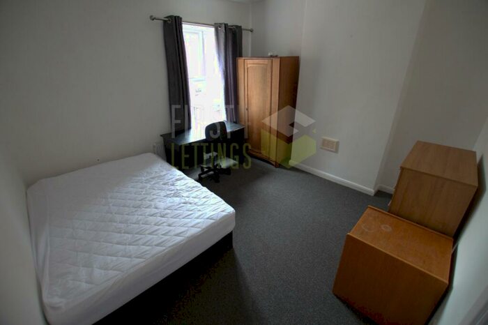 2 Bedroom Flat To Rent In Prebend Street, Highfields, LE2