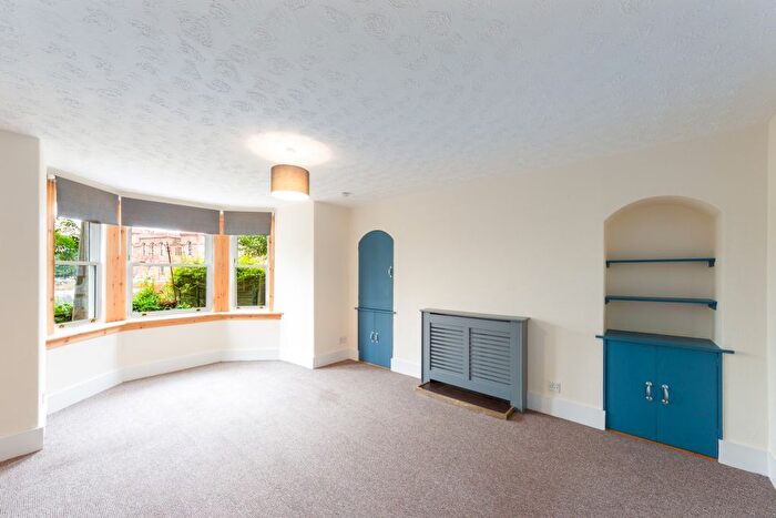 1 Bedroom Flat To Rent In Ardconnel Street, Inverness, IV2