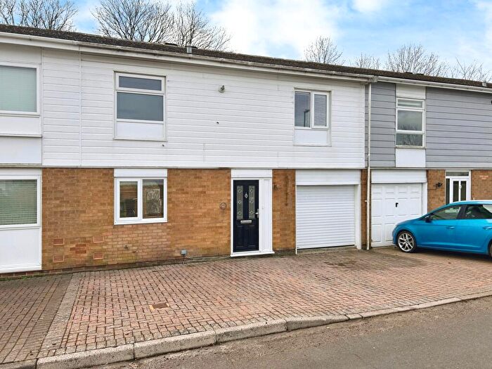 3 Bedroom House To Rent In Basingstoke, RG24