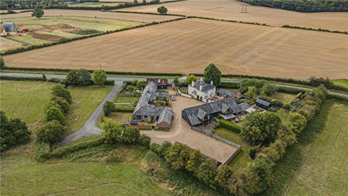 4 Bedroom Barn Conversion For Sale In Cudsdens Court, Great Missenden, Buckinghamshire, HP16