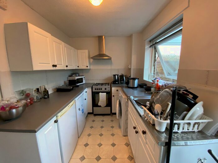 2 Bedroom Property To Rent In Heathmead, Heath, Cardiff CF14