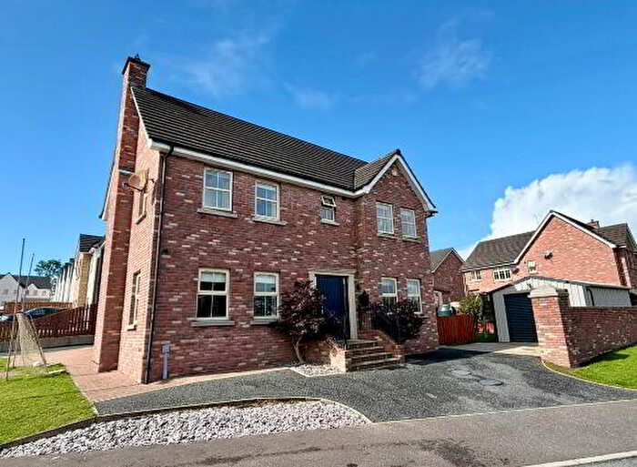 3 Bedroom Semi-Detached House For Sale In Cavanacaw Manor, Armagh, BT60