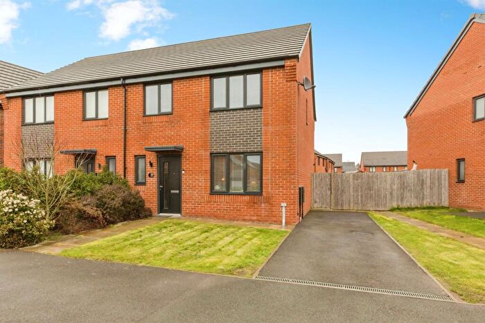 4 Bedroom Semi Detached House For Sale In Old Spot Way, Winsford, CW7