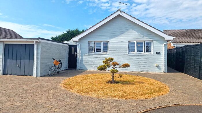 3 Bedroom Detached House For Sale In Downsview Road, Bembridge, PO35