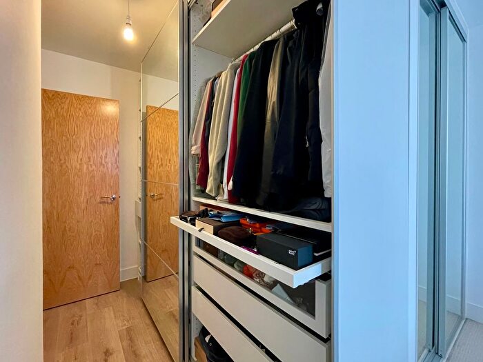 1 Bedroom Flat For Sale In Masters Court, Lyon Road, Harrow, HA1
