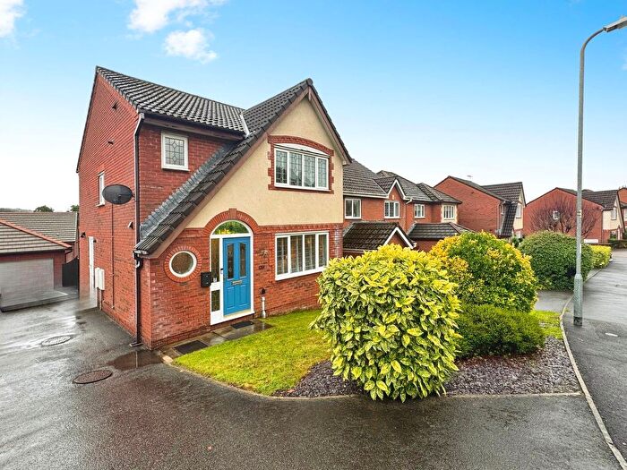 3 Bedroom Detached House For Sale In Maes Yr Hafod, Cadoxton, Neath, SA10