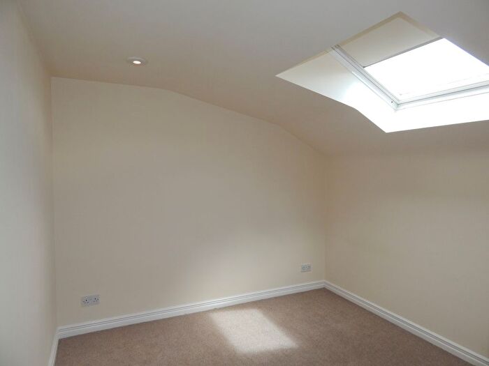 2 Bedroom Flat To Rent In Bank Street, Dundee, DD1