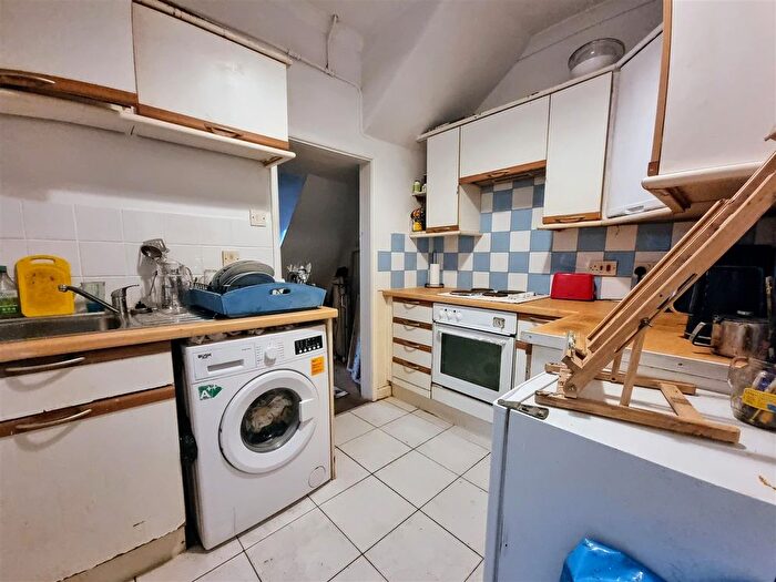 1 Bedroom Flat For Sale In Ground Floor Flat, Peverell Road, Porthleven, TR13