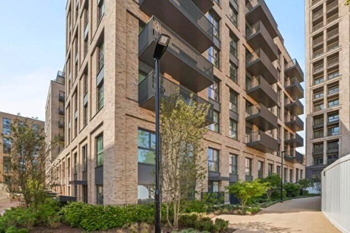 1 Bedroom Flat To Rent In Dragonfly Walk, London, N4