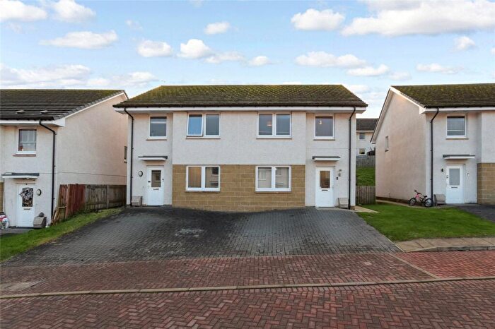 3 Bedroom Semi-Detached House For Sale In Dunmoss View, Coalsnaughton, Tillicoultry, Clackmannanshire, FK13