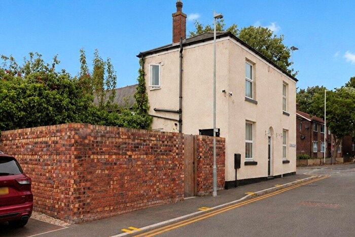 2 Bedroom Detached House For Sale In Denim Close, Manchester, Lancashire, M27