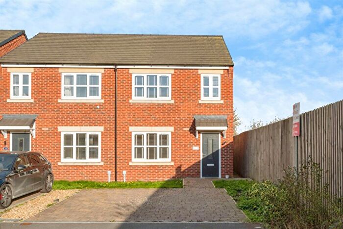 3 Bedroom Semi Detached House For Sale In Avro Way, Blaxton, Doncaster, DN9