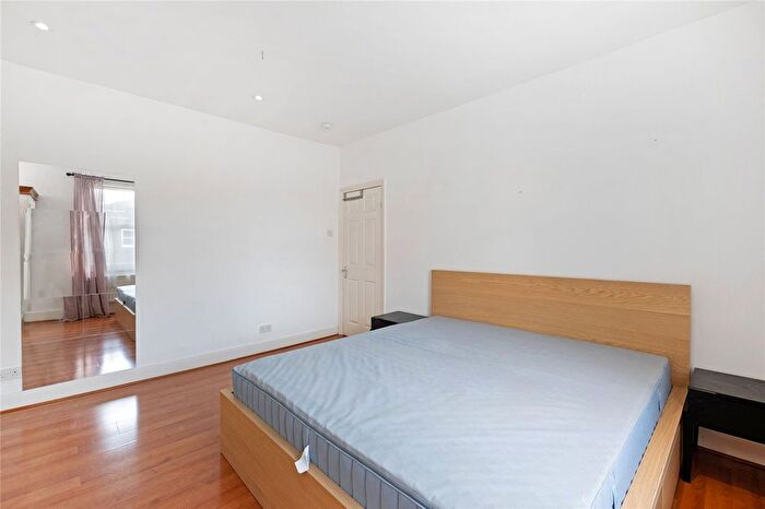 1 Bedroom Flat To Rent In Richmond Road, Twickenham, TW1