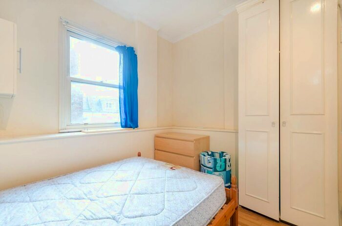 1 Bedroom Flat To Rent In West Hill, West Hill, London, SW18